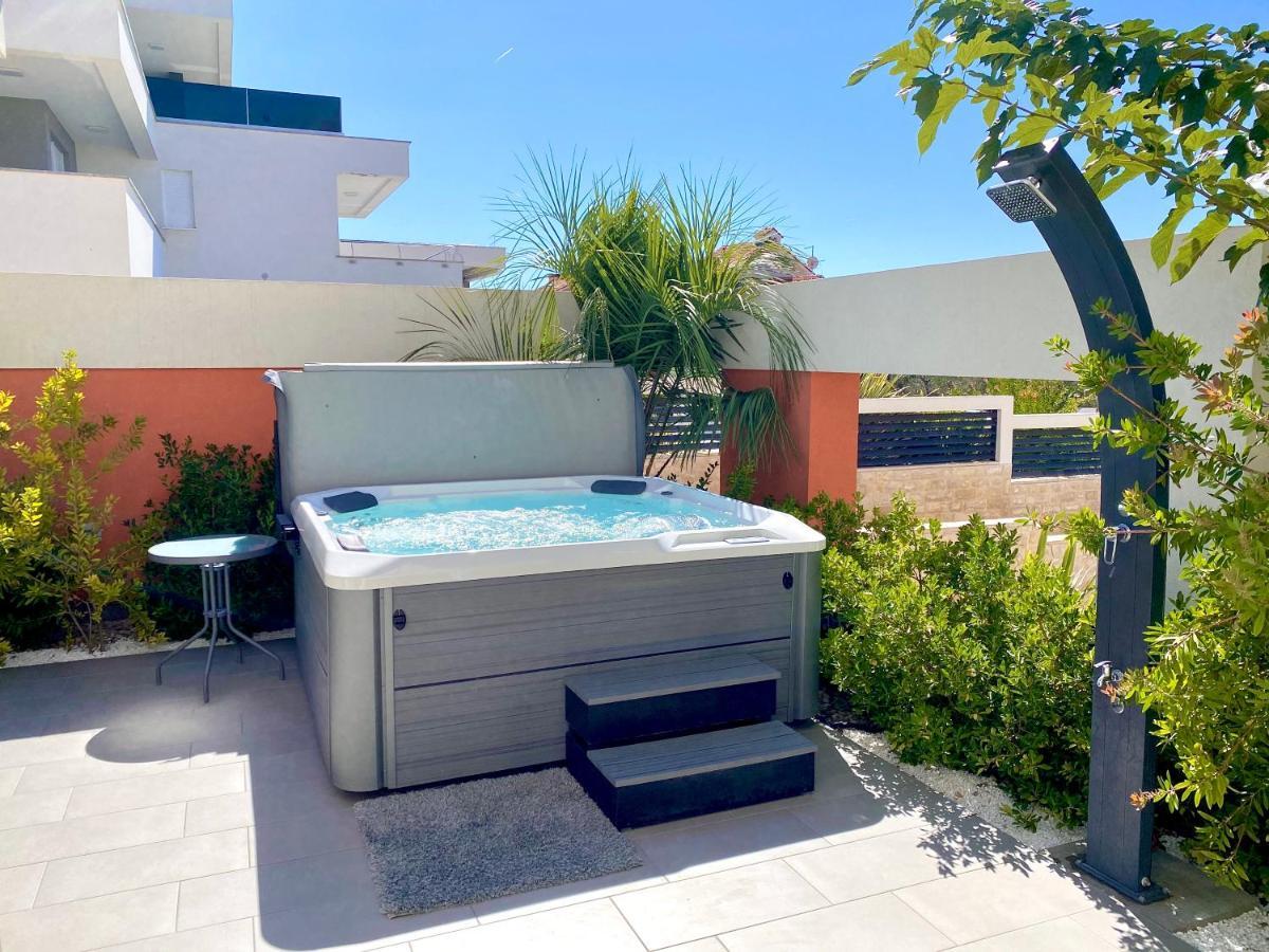 Fantasy View Villa Novalja Bagian luar foto